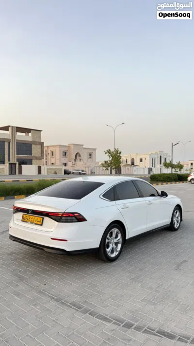 Honda Accord EX 3