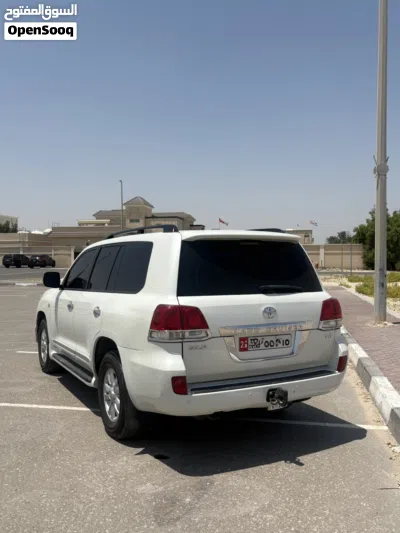 تويوتا لاند كروزر GXR 2