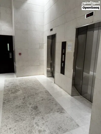 Luxury office space for rent 3