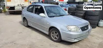 Hyundai Accent Standard 4