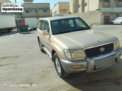 Toyota Land Cruiser GXR 4