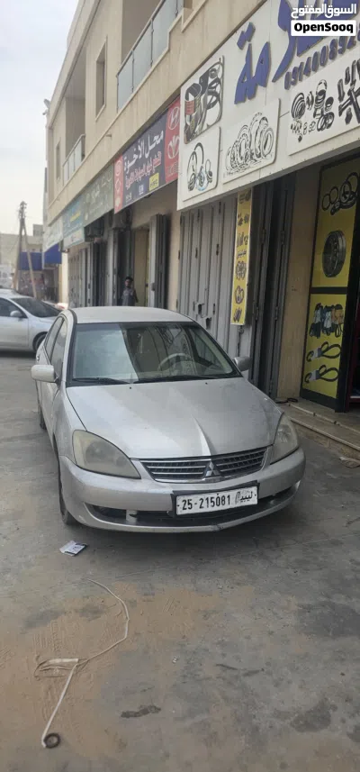 Mitsubishi Lancer GLX 4