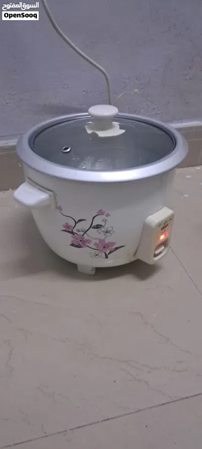 electric rice cooker for sell Condition perfectly fine 2