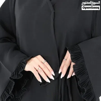السلام عليكم أختي! أنا من "حجاب الزهراء" لدينا جميع أنواع العبايات الفاخرة والمحتشمة. 3