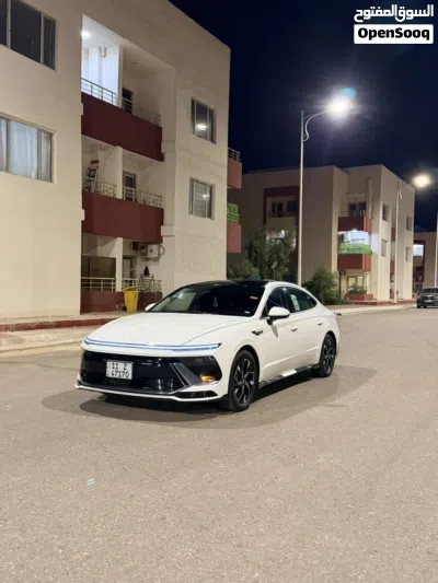 Hyundai Sonata SEL 3