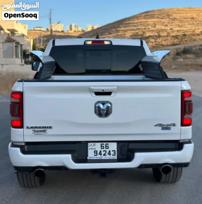Dodge Ram Laramie 4