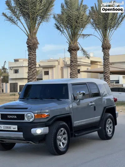تويوتا FJ GXR 4