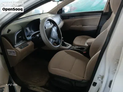 Hyundai Elantra GL 2