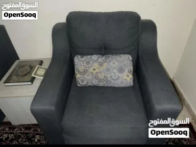 طقم كنب مستعمل شبه جديد لتواصل واتس أب 2
