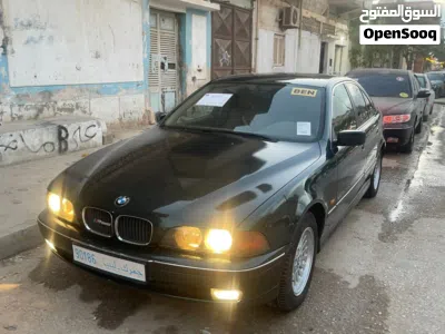 BMW 5 Series 520 2