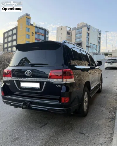 Toyota Land Cruiser GXR 3