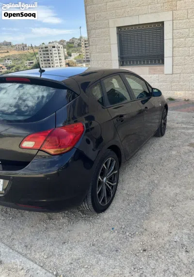 undefined 3