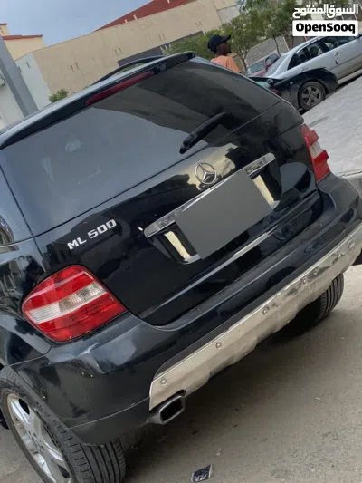 Mercedes Benz M-Class ML 500 3