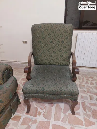 طقم كنب حلو للبيع بداعي تغيير العفش 4