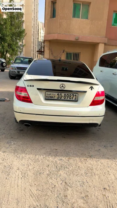 مرسيدس بنز الفئة-C C 200 2