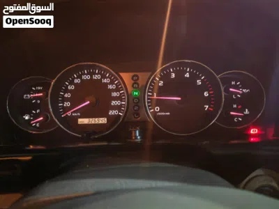 Toyota Land Cruiser GXR 3