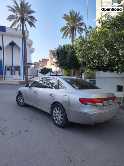 Hyundai Azera GL 2