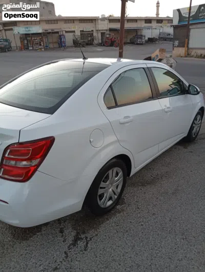 Chevrolet Aveo LT 4