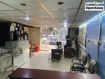 محل تجاري للبيع نقل قدم على الشارع العام 4