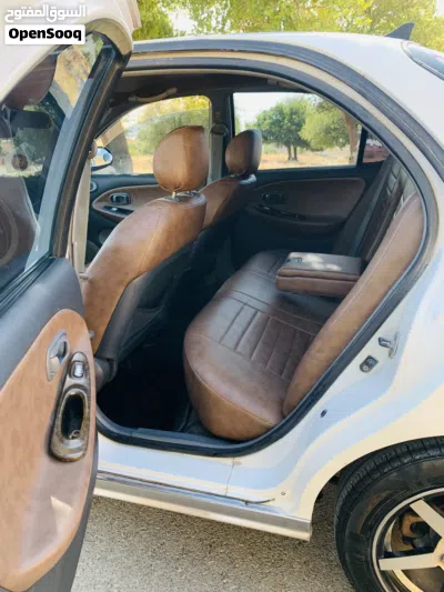 Hyundai Avante Standard 4