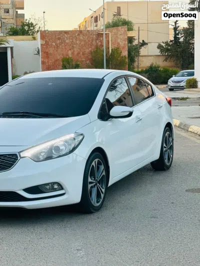 كيا K3 GT 2