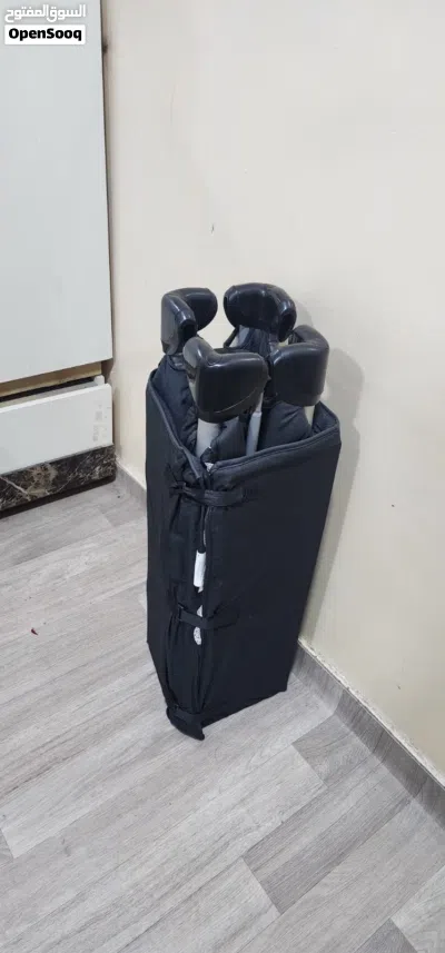 Giggles Bedford travel cot 4