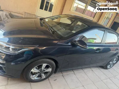 Kia Cerato Standard 3