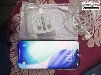 I phone 17 pro max silver 256GB 100/100 condition آيفون 17 برو ماكس فضي، سعة 256 جيجابايت، ميه/ميه 3
