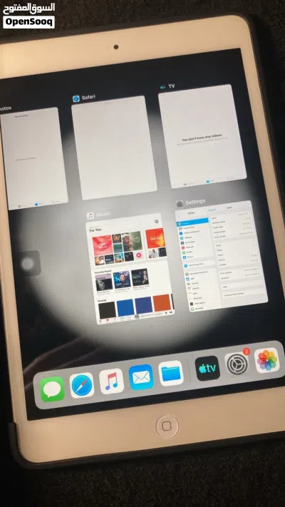 iPad Mini 2 - قابل للتفاوض مع كفر و شاحن 2