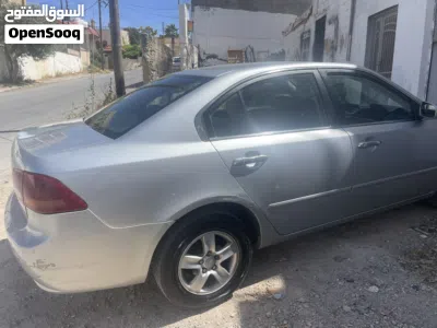 Kia Lotze 3