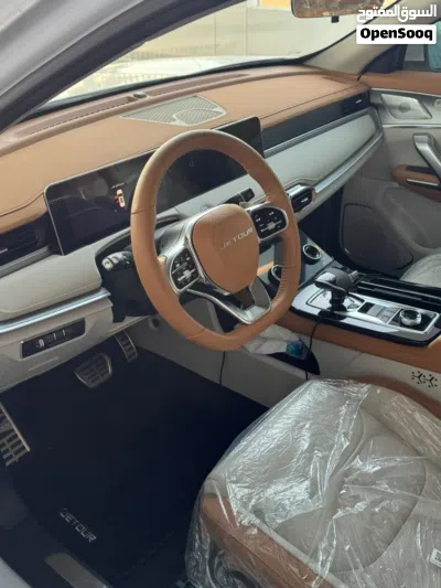 Jetour X70 4