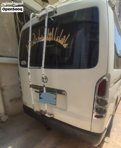 تويوتا هايس Standard 3