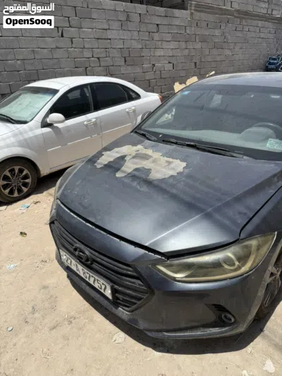 هيونداي النترا Standard 4