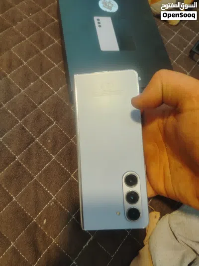 Galaxy Z fold 5 4