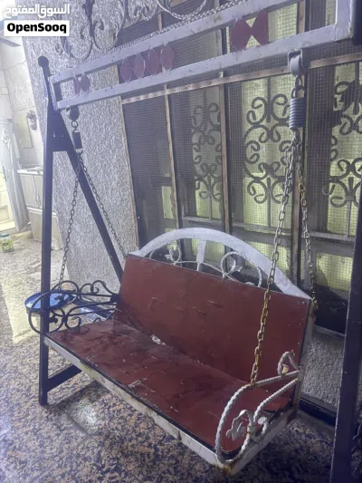 باب حديد صالح للعمل نضيف القياس العرض 3متر والارتفاع 2 متر ومرجوحه حديد 3