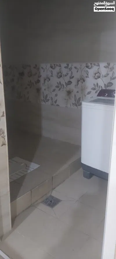 شقه موثثه درج للايجار في المعقل 3