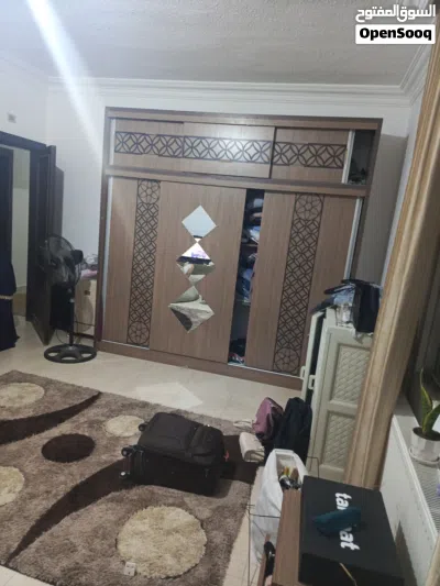 غرفة نوم ليمنيت كامله خزانه وسرير مزدوج وتواليت وكمودينه 2