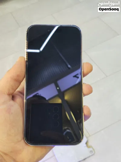 Iphone 17Air 256GB Battery 100 بحالة الوكالة ولا خدش 4