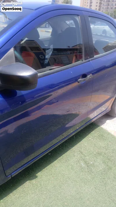 Ford Fusion S 3