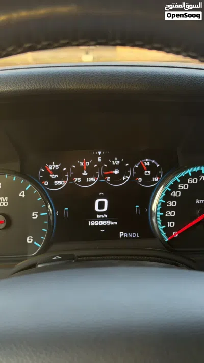 Chevrolet Suburban Premier 2