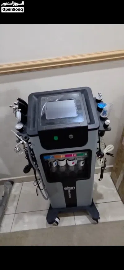 جهاز هيدرا فيشل للتنظيف البشره وشد البشره يصلح للعيادات التجميل والصالونات السيدات 4