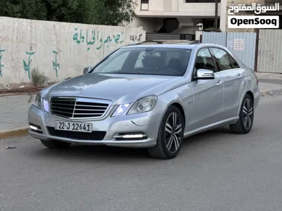 مرسيدس بنز الفئة-E E 200 2