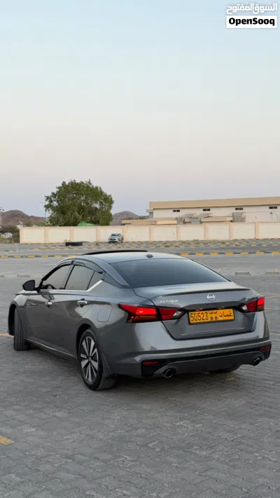 Nissan Altima SL 4