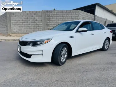 Kia Optima Standard 2