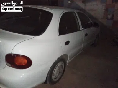 Hyundai Accent GL 4