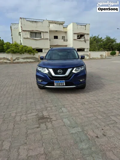 Nissan Rogue SL 2
