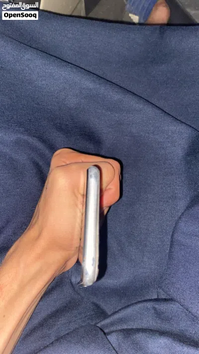 ايفون 11عادي للبيع 4