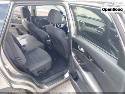 Kia Sorento EX 4