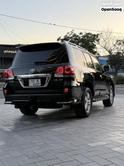 تۆیۆتا لەند کڕووزەر VXR 2