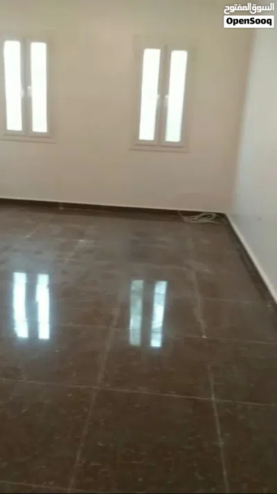 شقة سكنية فاضية في بن عاشور للايجار.. اقرأ الإعلان اكويس 2